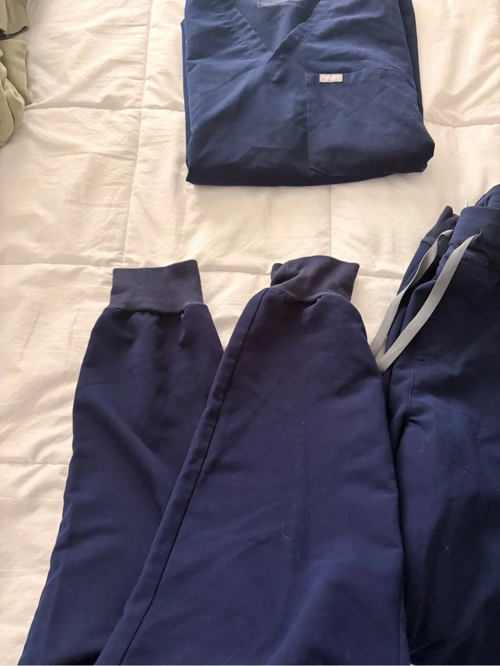 Figs bundle navy jogger set technical collection women’s medium